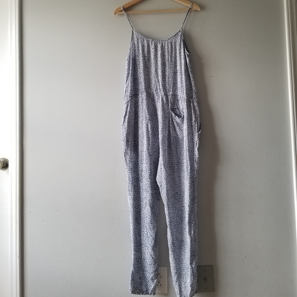 Olivaceous Leopard Print Gray Jumpsuit - Picture 5 of 12